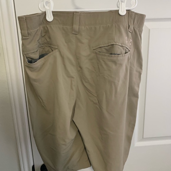 Under armour golf short - Picture 2 of 2